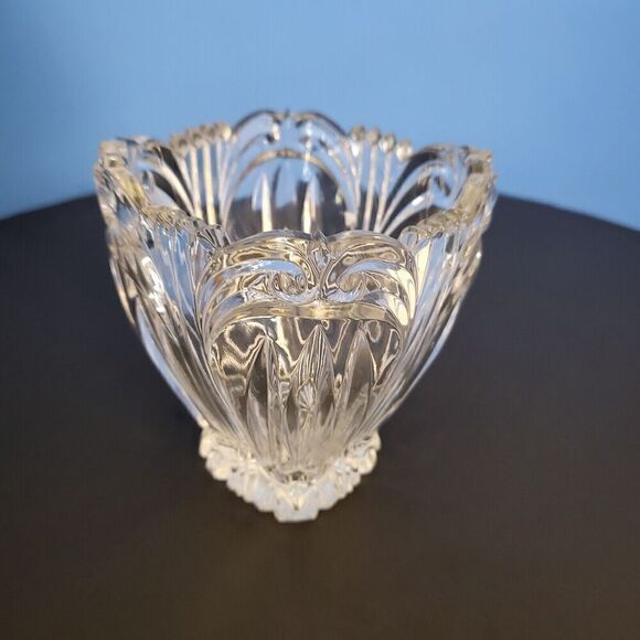 Vintage Oneida Augustina Pattern Bowl 24% Lead Crystal Germany Approx 4x4.75" - Picture 4 of 11